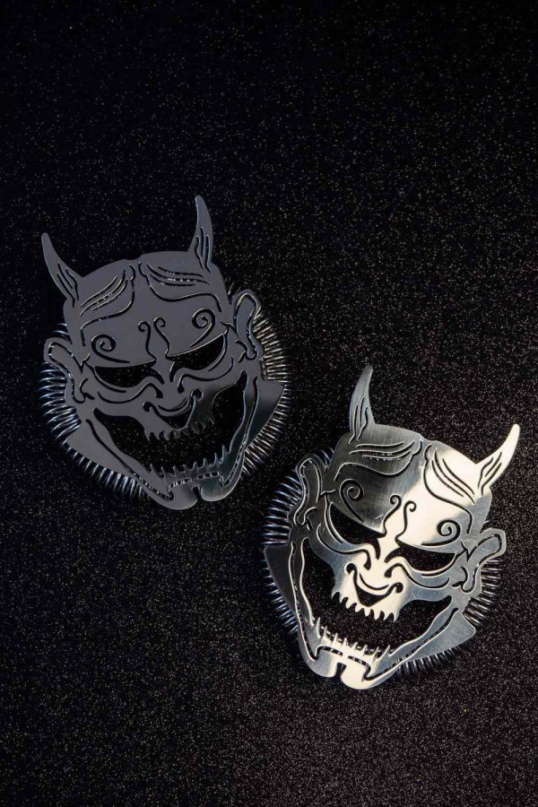 Deslumbrante coador japones Yokai prateado, elegância e qualidade para seu café perfeito. Adquira já o seu!