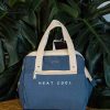 Compra agora o Saco Térmico Isolado Azul Escuro de alta qualidade para manter os alimentos frescos durante mais tempo. Entrega rápida!