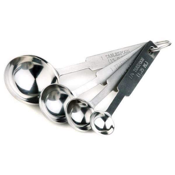 Conjunto de 4 colheres medidoras de aço inoxidável (1,25; 2,5; 5; 15ml) para facilitar a sua culinária. Utensílios de qualidade premium online.