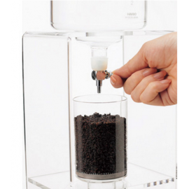 Experience the refreshing taste of cold brew with our MIZUDASHI RED COFFEE MAKER 1L. Elevate your coffee game!